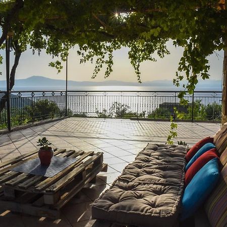 Coastal Stone Residence With Spectacular Scenery Kitriaí Esterno foto