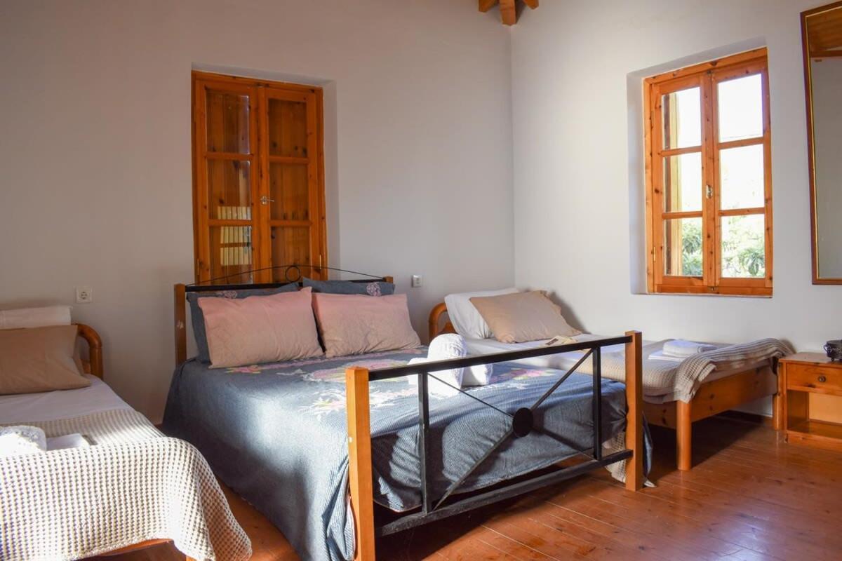 Coastal Stone Residence With Spectacular Scenery Kitriaí Esterno foto